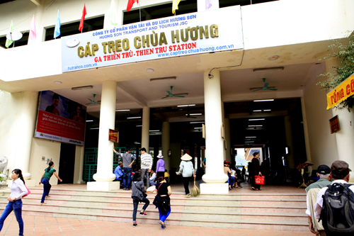 ga cáp treo chùa hương01.JPG